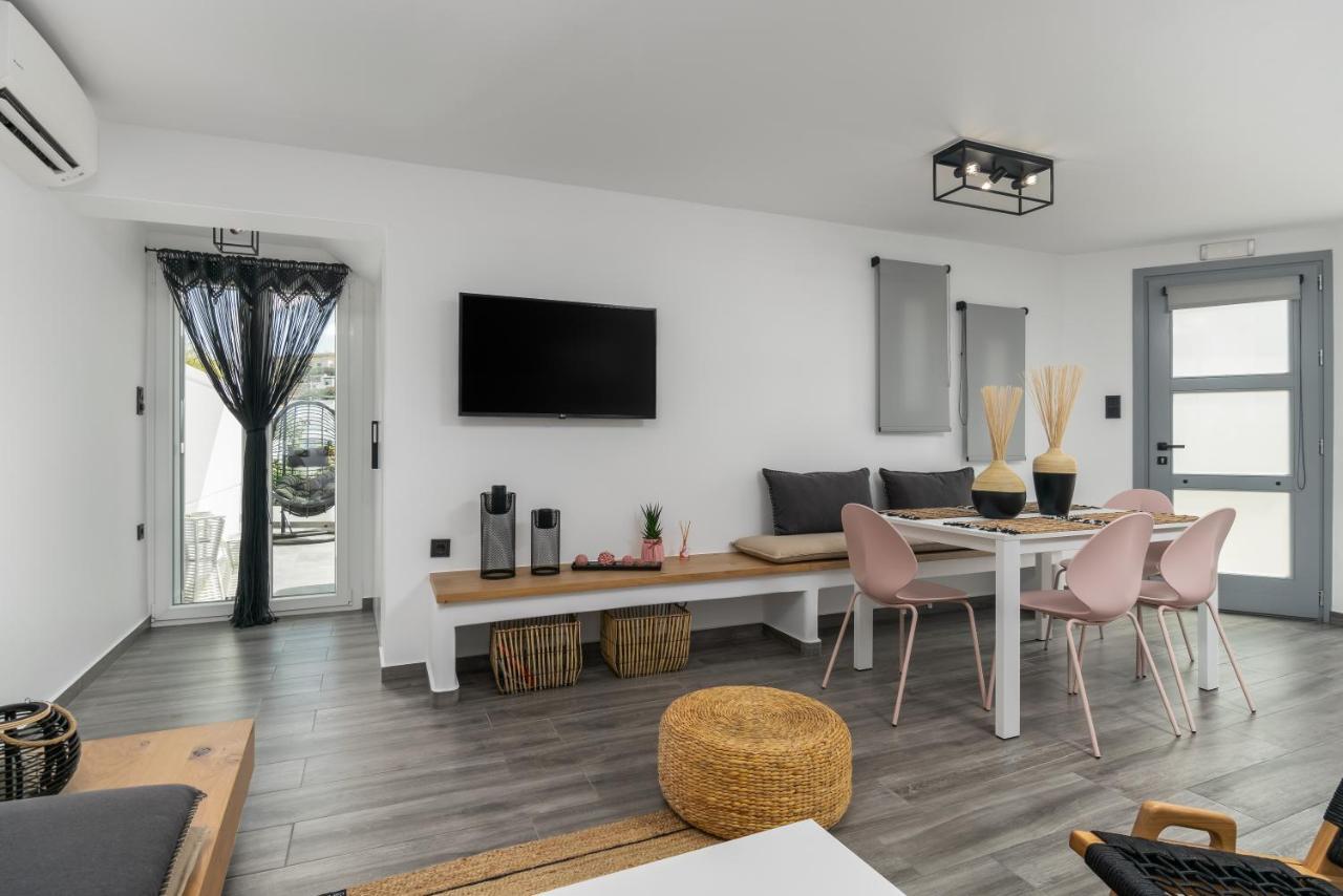 Margaret'S Unique Apartment Peran Triovasalos Экстерьер фото